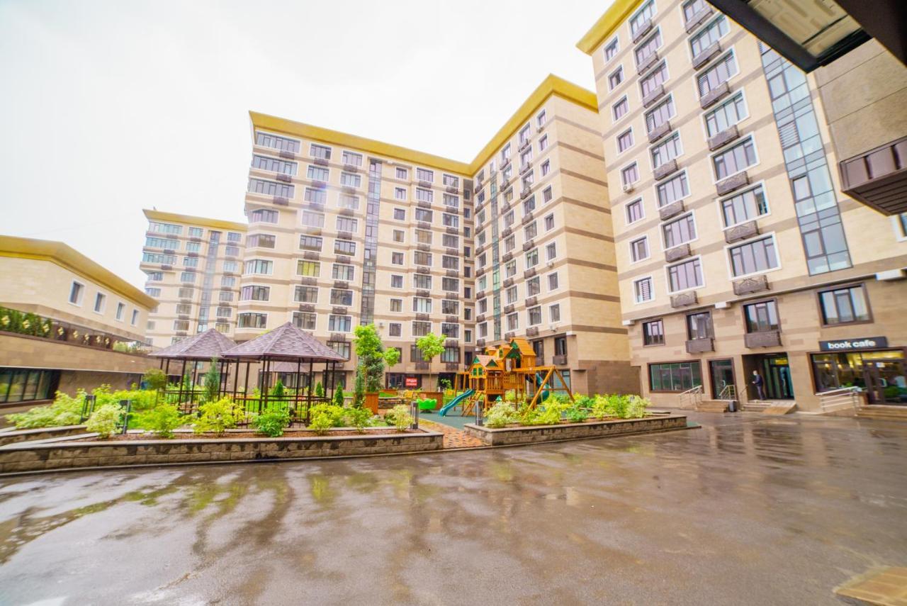 Tomiris Lady'S Capsul Hostel Only For Women Almaty Ngoại thất bức ảnh